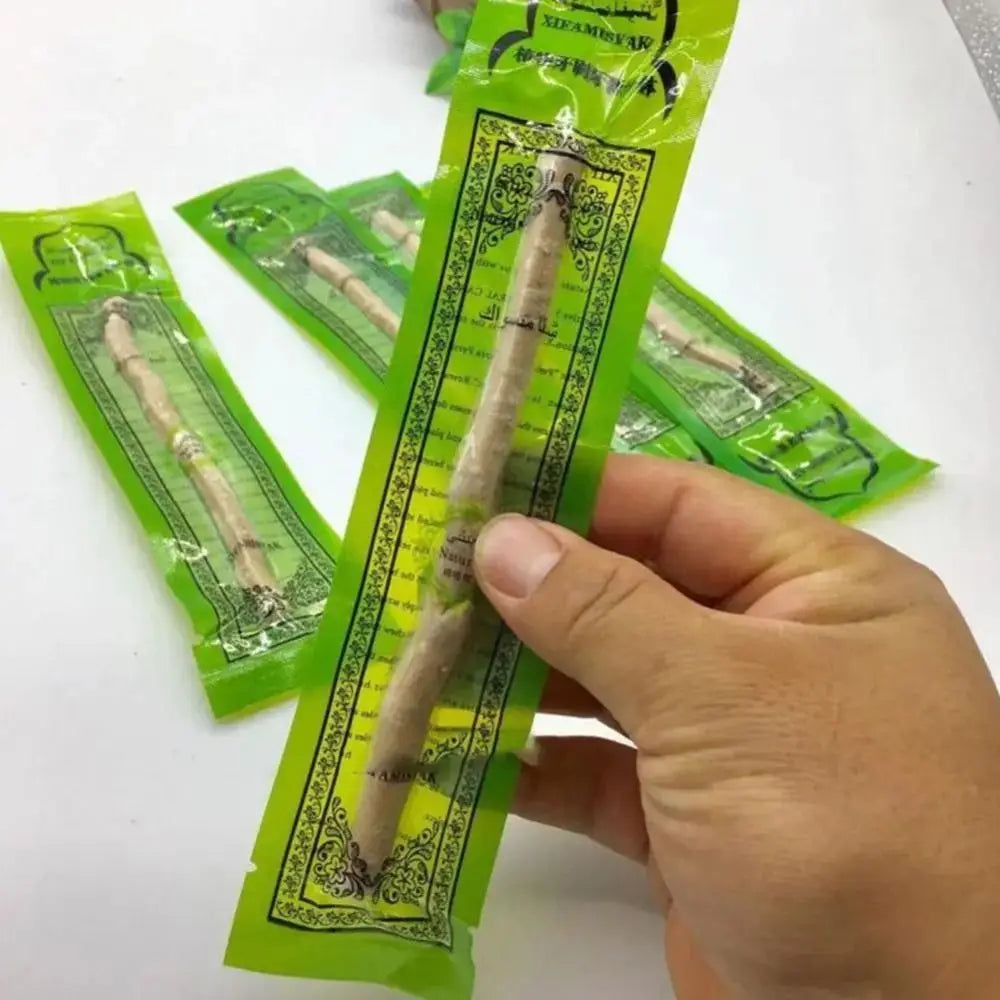 Eco Friendly No Toothpaste Needed Miswak Toothbrush Soft Bristles Traditional Miswak Sticks for Teeth Teeth Whitener Travel